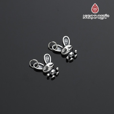 Charm bạc treo hình con thỏ LOVE - Ngọc Quý Gemstones