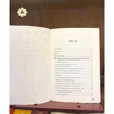 Sách - Con Người Và Sự Nghiệp Giáo Dục Của Đức Phật - Vĩnh Nghiêm Books