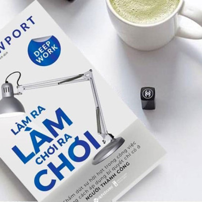 Combo Làm Ra Làm Chơi Ra Chơi + Kẻ Thành Công Phải Biết Lắng Nghe