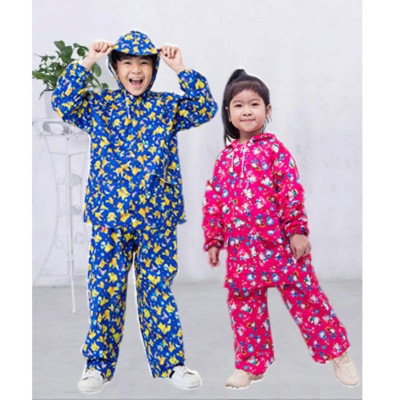 Áo mưa bộ cho trẻ từ 3  -  5 tuổi   , họa tiết hoạt hình dễ thương , vải dù cao cấp  ,siêu bền , chống thấm nước ,  có túi đựng xinh xắn ,giao màu ngẫu nhiên