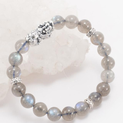 Vòng Đá Xà Cừ Xám Ánh Xanh Phối Charm Bạc Ngọc Quý Gemstones