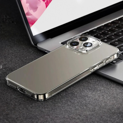 Ôp lưng trong suốt siêu mỏng 0.3mm bảo vệ camera cho iPhone 16 Pro Max.16 Pro, 16 Plus, iPhone 16, iPhone 15 Pro Max, 15 Pro, 15 Plus, iP 15, 14 Pro Max hiệu Memumi Camshield - Thiết kế mặt lưng PC chống ố vàng, trang bị màng camera - Hàng nhập khẩu
