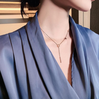 Dây chuyền nữ titan thời trang cao cấp mặt chữ Love cách điệu thép không gỉ trangsucpt 3 màu DCNUT88