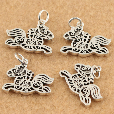 Charm bạc hình con ngựa treo - Ngọc Quý Gemstones