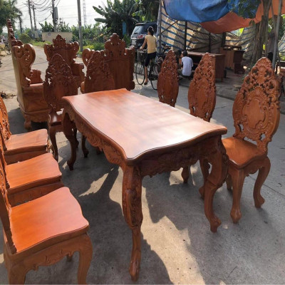 Bộ Bàn Ăn Louis Hoàng Gia Ván Tràn 8 Ghế Liền Vách Gỗ Gõ Đỏ