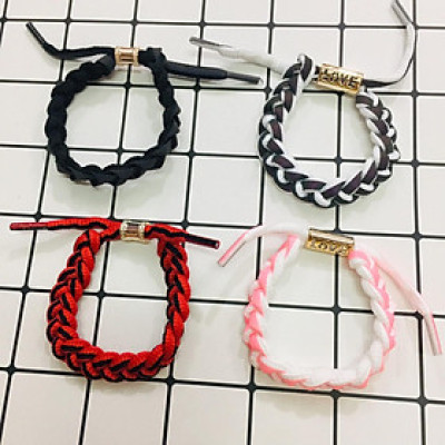 Combo 2 lắc tay tết ngẫu nhiên