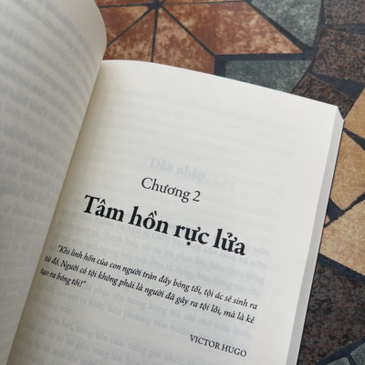 (bìa mềm, tặng postcard) HỒ SƠ TÂM LÍ TỘI PHẠM tập 4 - Cương Tuyết Ấn - Nxb Kim Đồng