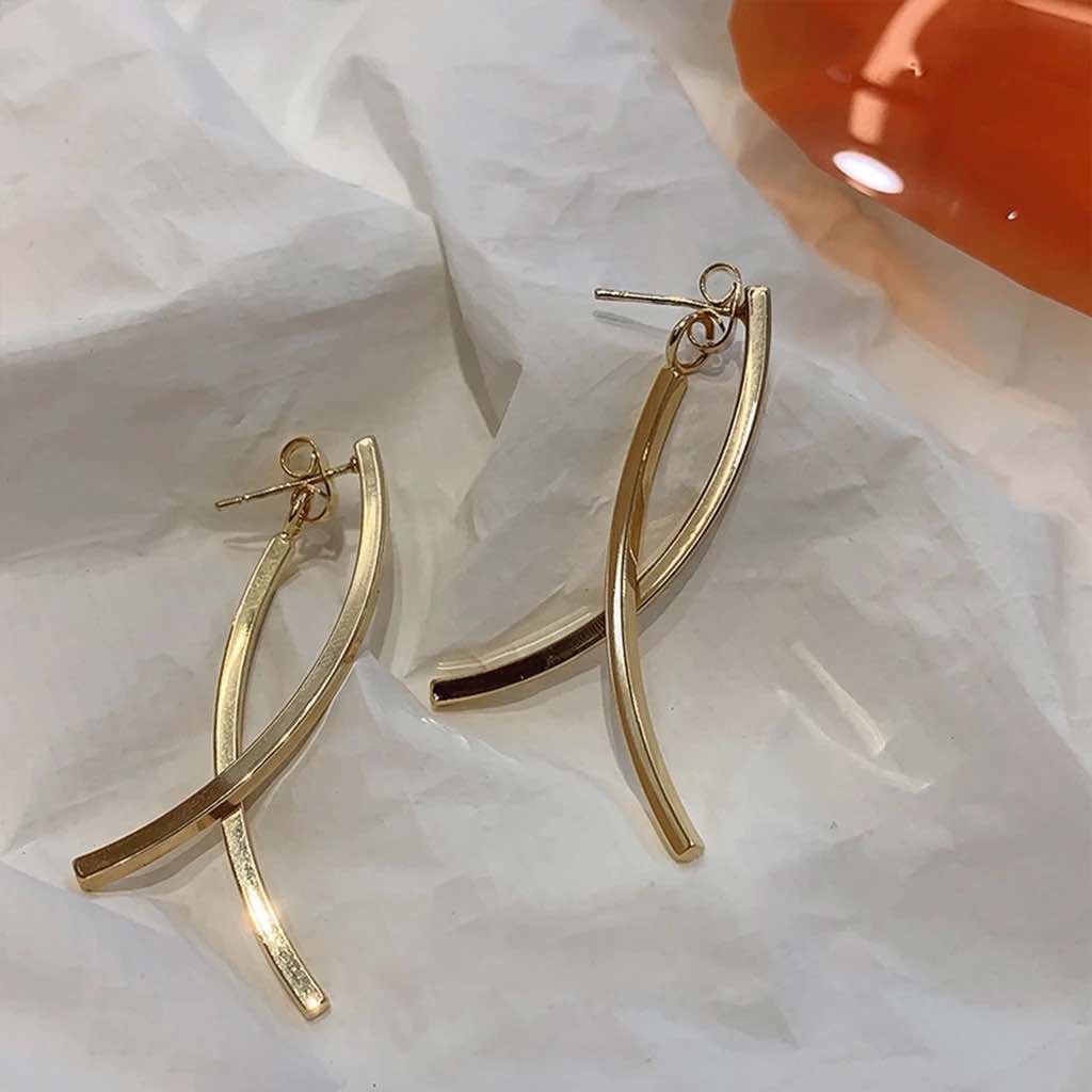 Earrings nữ đeo tai thiết kế đơn giản, thanh mảnh