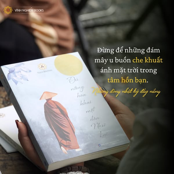 Sách - Đủ Nắng Hoa Khai Một Đóa Như Lai - Vĩnh Nghiêm Books