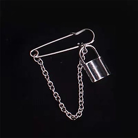 Cài áo ghim cài quần điều chỉnh kích cỡ phù hợp với giới trẻ 