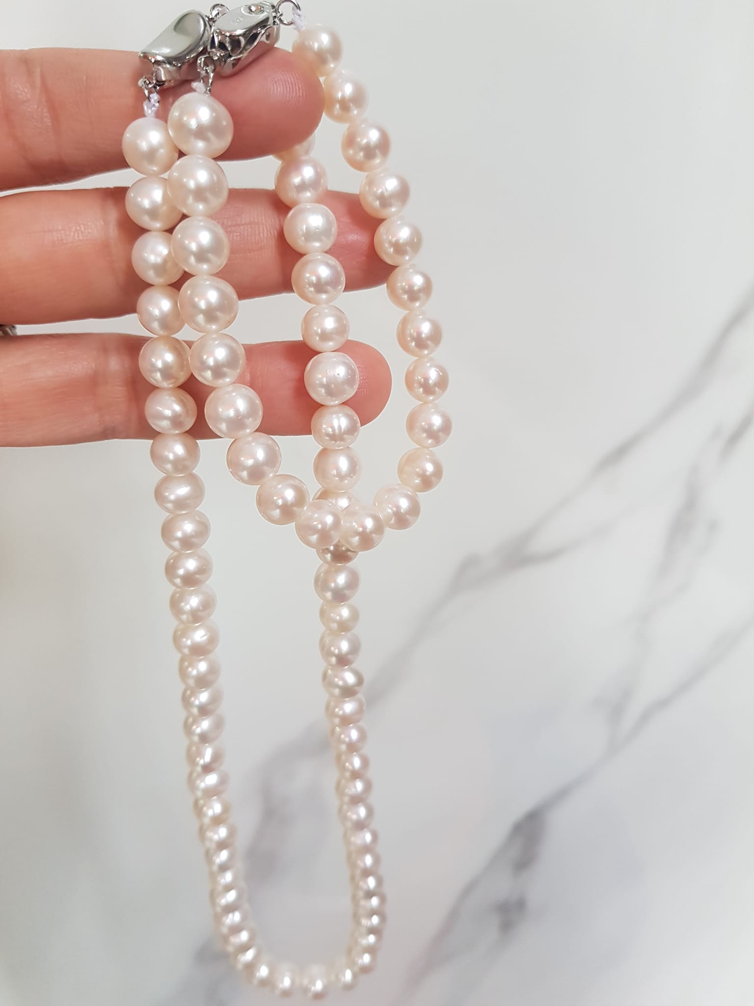 Bộ Trang Sức Ngọc Trai Trắng Bóng đẹp lắm ạ Size hạt 8mm có khoen đẹp Combo gồm cả vòng và Dây đeo cổ đẹp sang món quà ý nghĩa luôn ạ