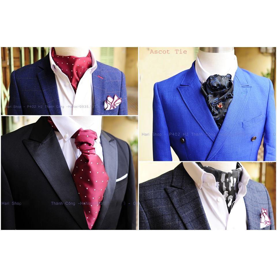 Ascot Cổ Điển - Khăn Quàng Trong Áo Sơ Mi Xanh họa tiết