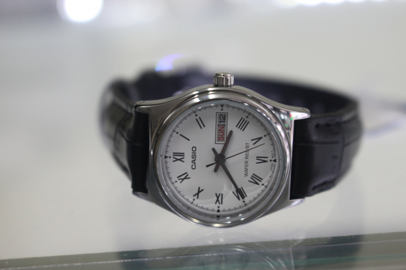 Đồng hồ nữ Casio dây da LTP-V006L-7BUDF (25mm)