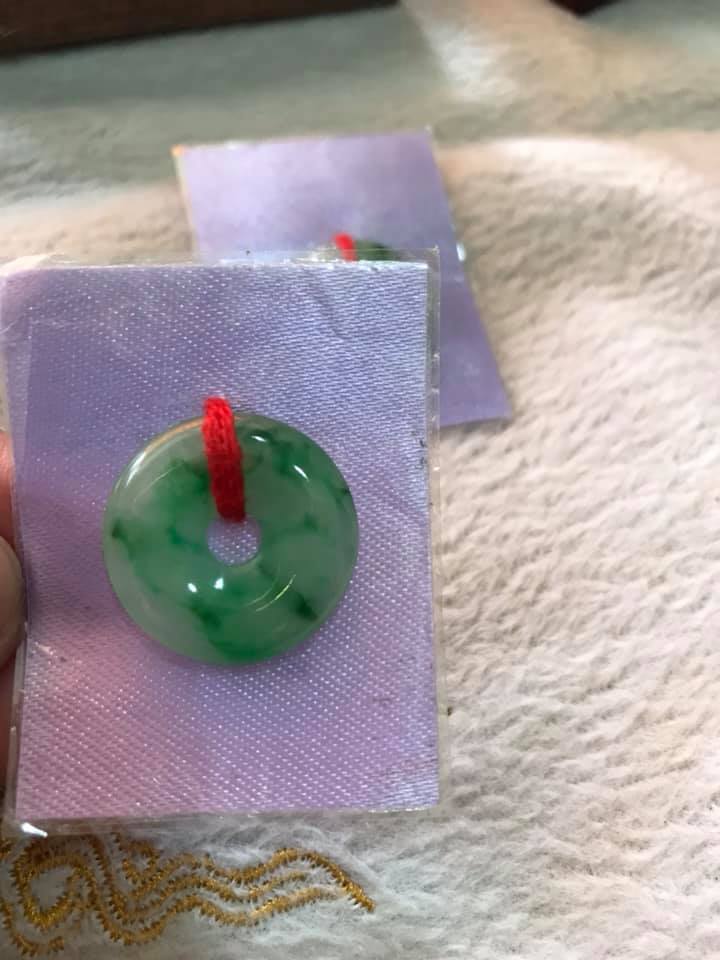 MẶT DÂY CHUYỀN ĐỒNG ĐIẾU ĐỒNG TIỀN Size NHỎ 21MM x DẦY 4MM 100% ĐÁ CẨM THẠCH TỰ NHIÊN MÀU XANH ĐẬM NHẠT BÓNG ĐẸP Ạ