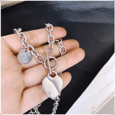 Vòng cổ dây chuyền trái tim lệch không đối xứng
