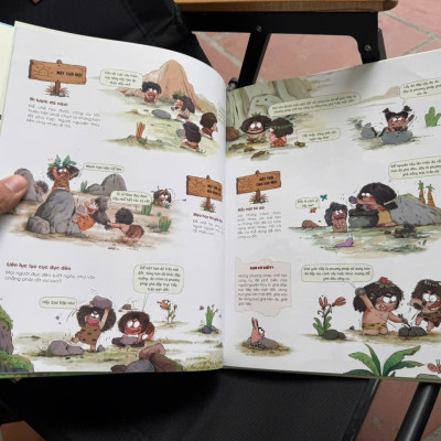 (Bìa cứng) MỘT NGÀY CỦA NGƯỜI NGUYÊN THUỶ: LỤC CỤC ĐỤC ĐẼO – Duan Zhang Qu Yi Studio – Thái Hà – NXB Công Thương