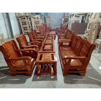 bộ bàn ghế gỗ soan đào .