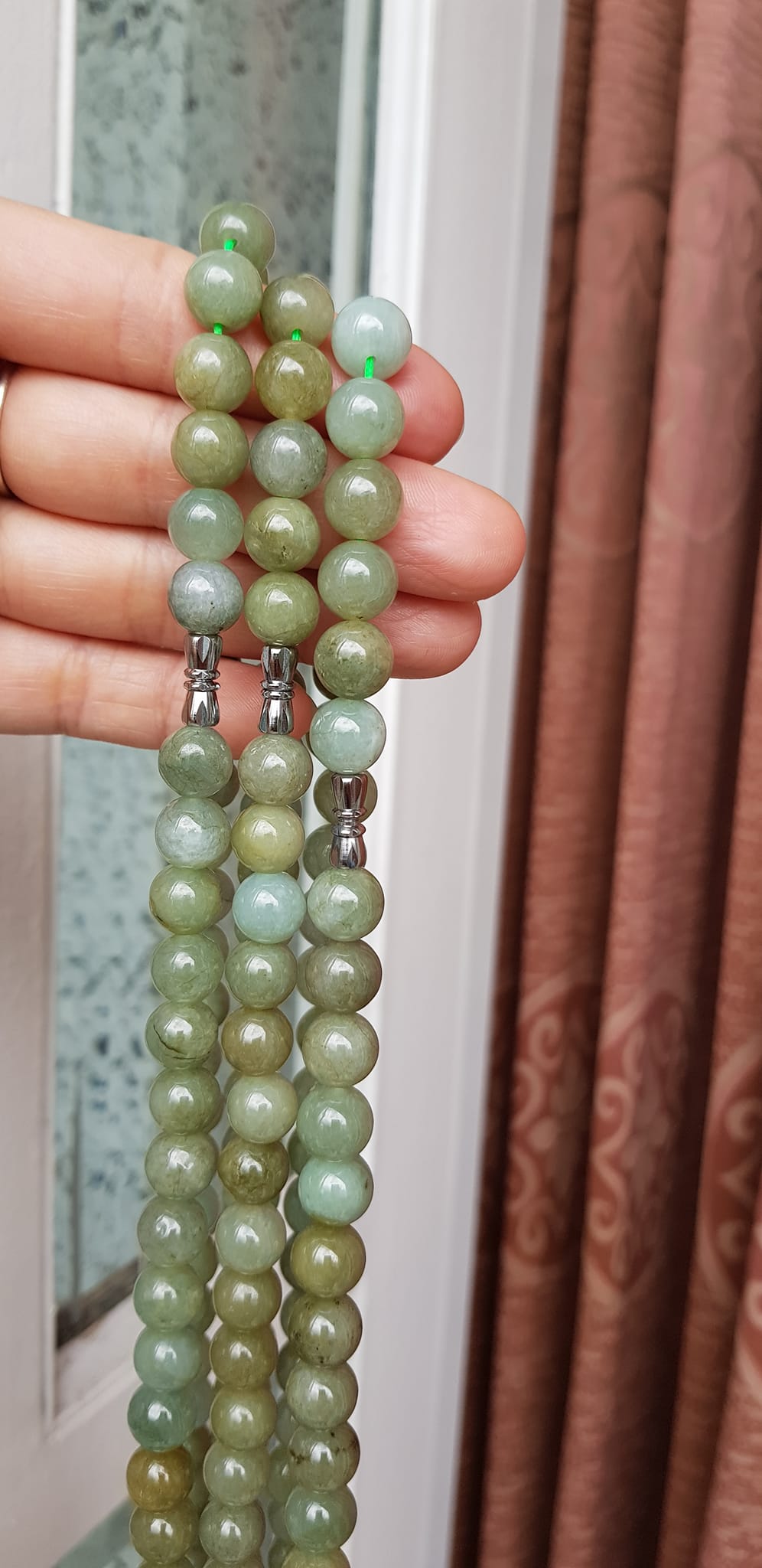 Vòng Chuỗi đeo Cổ Đá cẩm thạch tự nhiên hạt to size 9mm Màu xanh ngọc dầu bóng mượt đẹp nữ đeo cổ nhẹ nhàng mát của đá tự nhiên tâm bình yên Món quà tặng Mẹ và người thân và cho chính bản thân mình ý nghĩa ạ