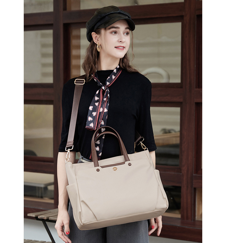 Túi xách nữ công sở dáng ngang cao cấp BEE GEE TN1134