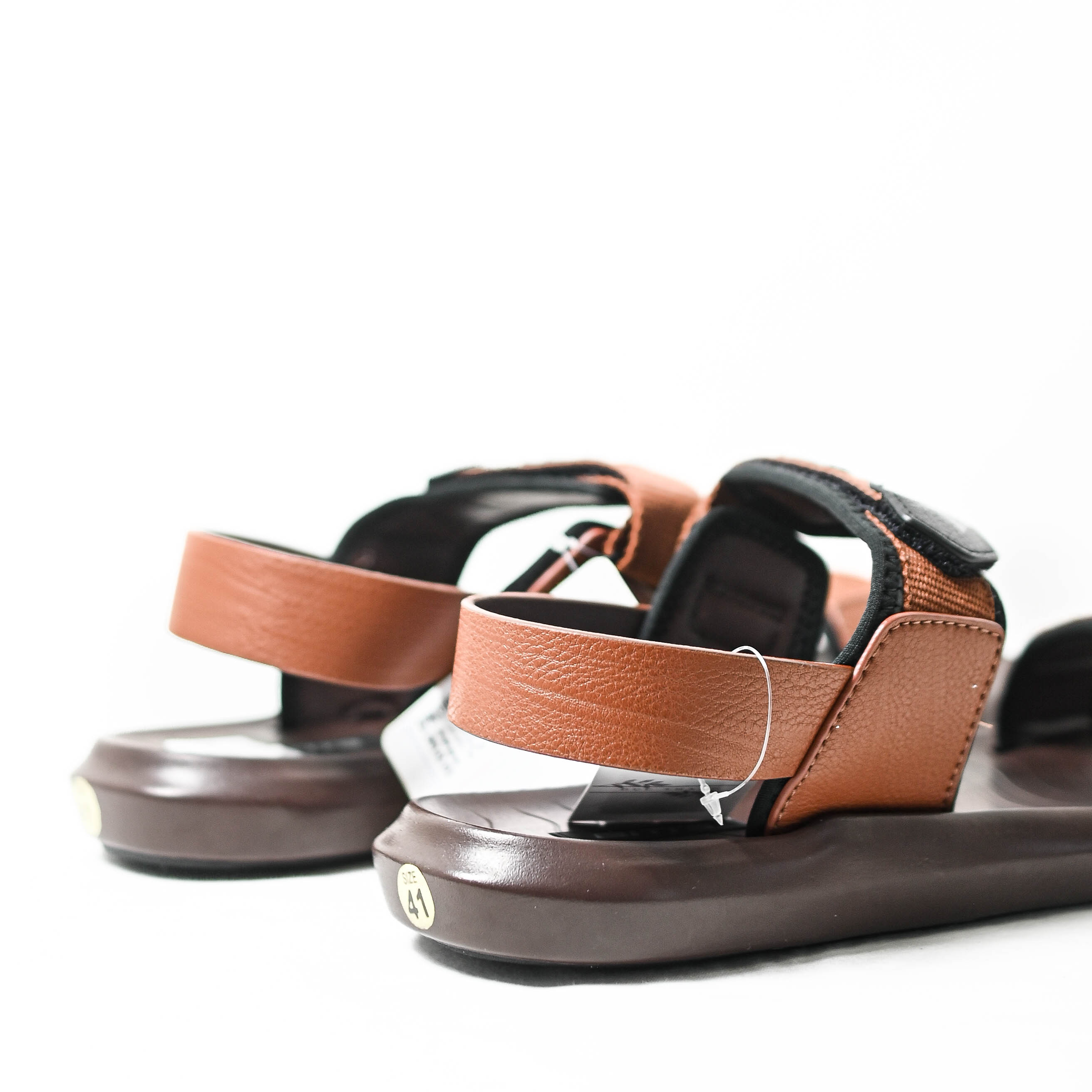 Sandal Si Nam Biti