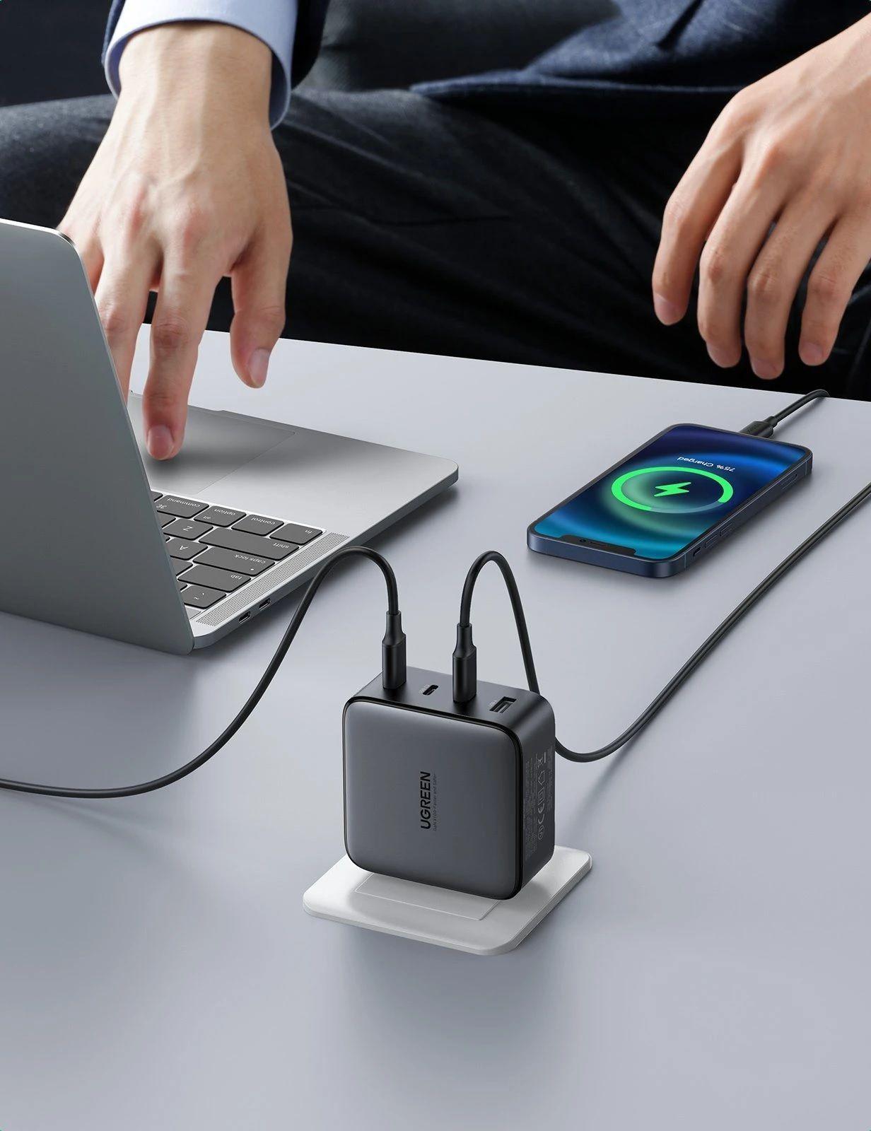 Ugreen UG40747CD226TK 100W EU PD3.0 GaN màu đen 3C + 1A sạc siêu nhanh 4 cổng 3 x usb type C và 1 x A chân cắm tròn - HÀNG CHÍNH HÃNG