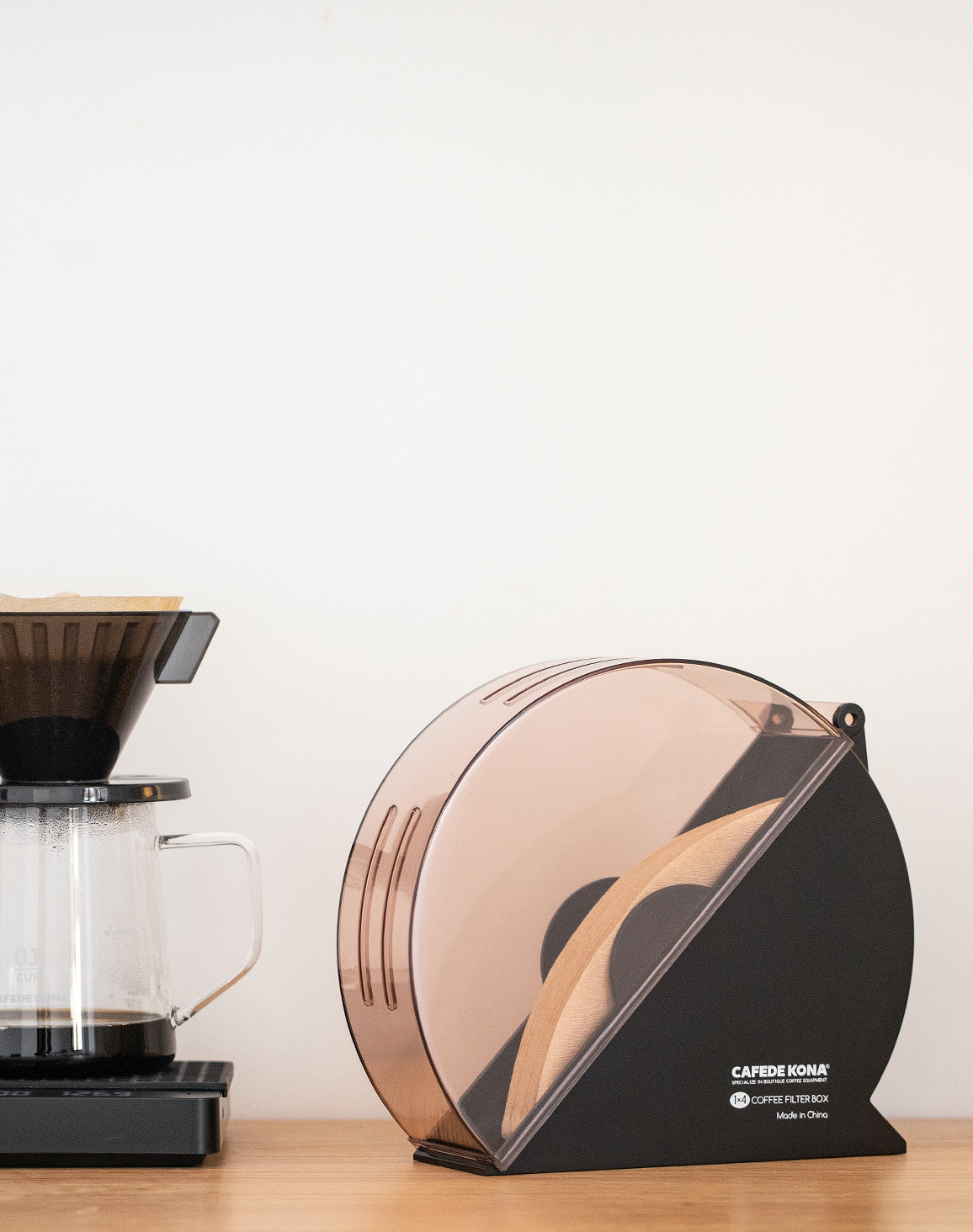 Hộp nhựa đựng giấy lọc cà phê pour over V60 CAFE DE KONA