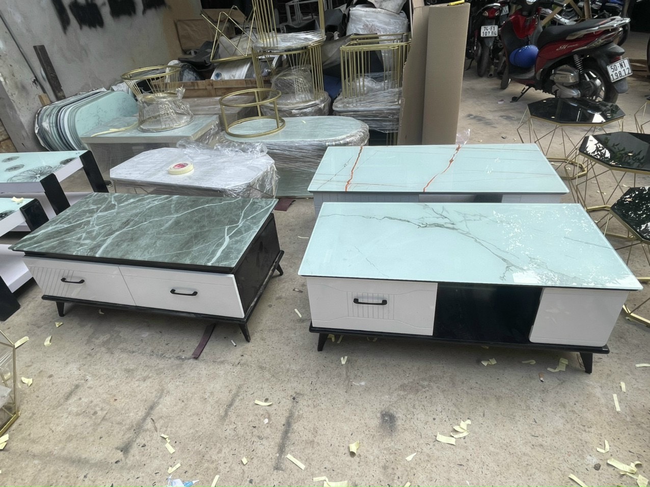 Bàn trà mặt kính vân xám mẫu mới 2023 Tundo KT50x100x45cm
