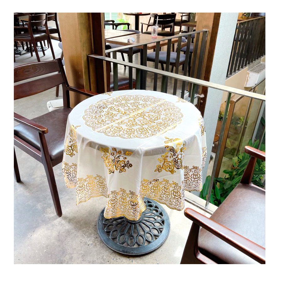 Khăn Trải Bàn WLG.751 tròn, đường kính 180 cm, hoa văn phủ nhũ vàng, nhựa PVC dẻo, không thấm nước