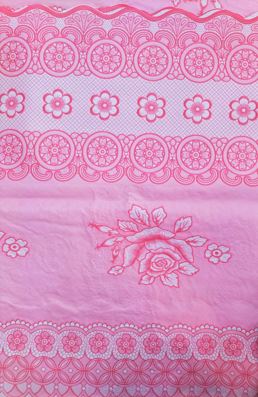 Khăn trải bàn PAULEE - 856B (150cm x 228 cm) hoa văn hồng - không thấm nước