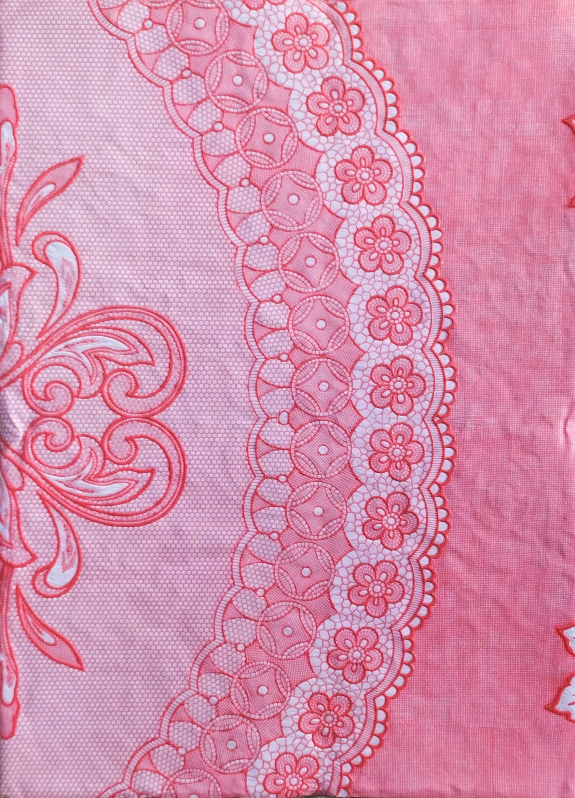 (Tặng 1 lót phần ăn 30x45 cm) Khăn Trải Bàn PAULEE 856B tròn 150cm Hoa văn hồng, không thấm nước