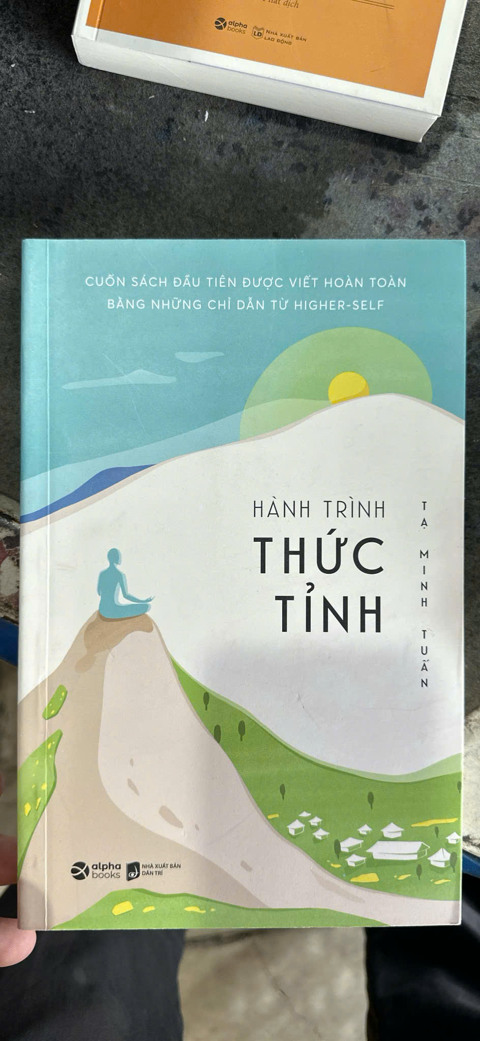 Hành Trình Thức Tỉnh