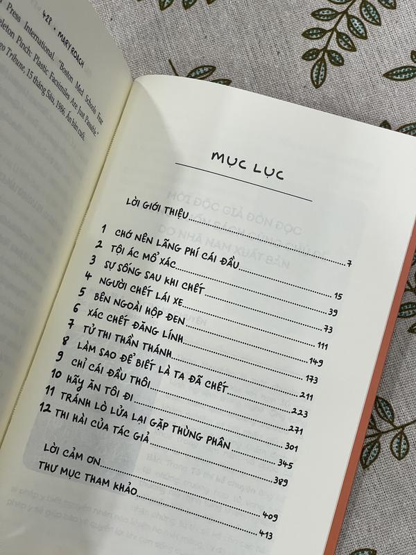 Sách - Chết chưa phải là hết - Đời sống kỳ thú của những xác chết (Nhã Nam HCM)