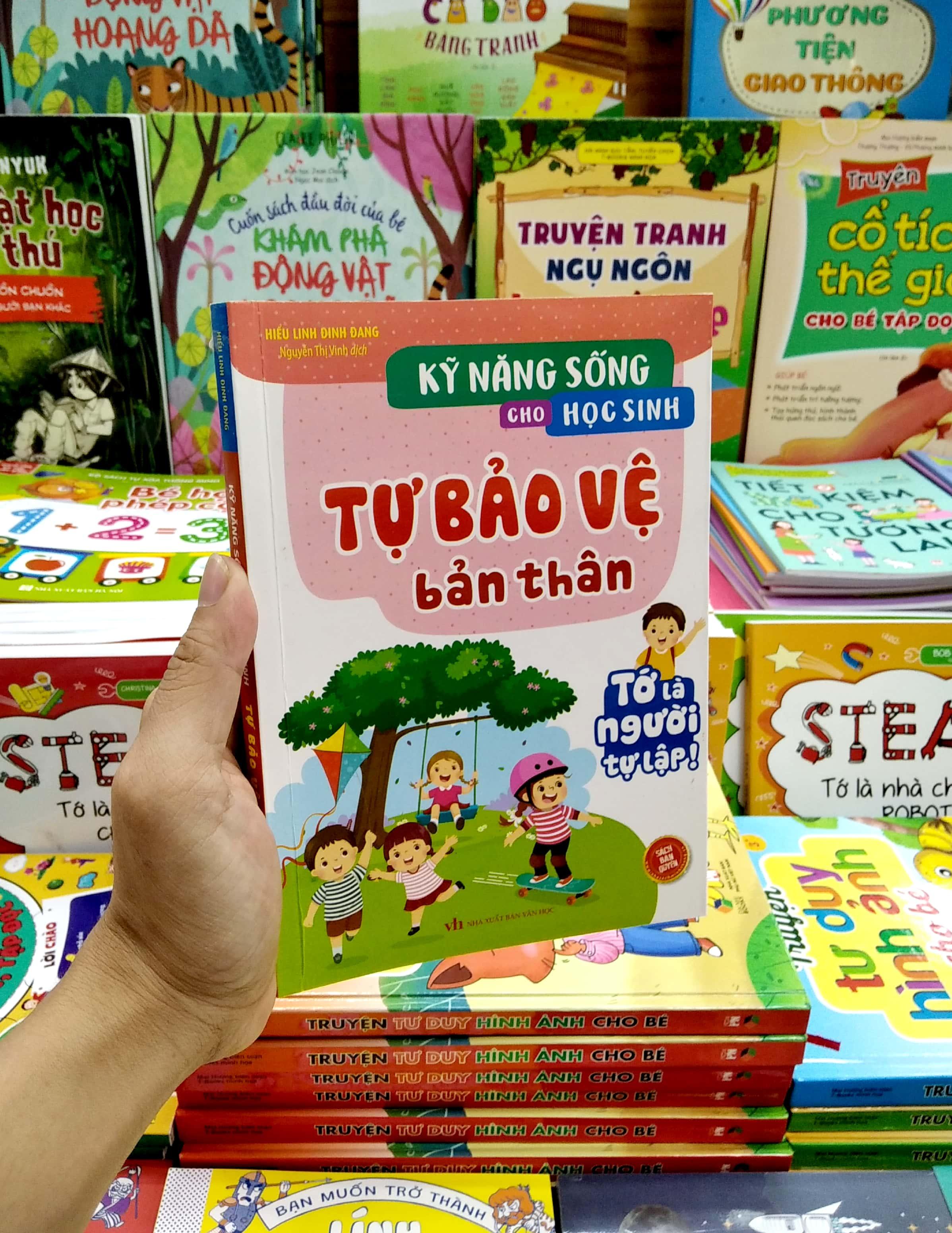 Kỹ Năng Sống Cho Học Sinh - Tự Bảo Vệ Bản Thân