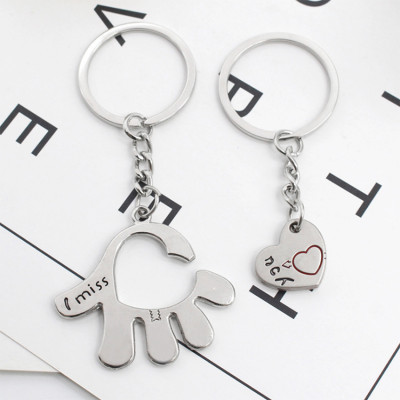 Móc Khóa Làm Quà Tặng Dễ Thương Love On Hand - New4all MK05