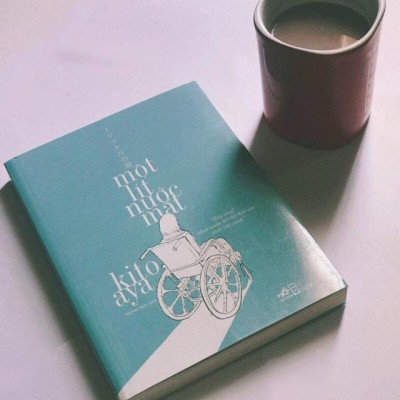 Sách - Một Lít Nước Mắt (Nhã Nam HCM)