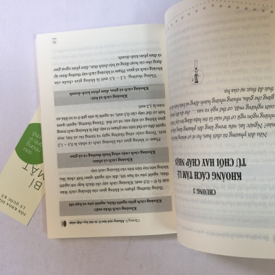 Combo 2 cuốn: Làm Thế Nào Để Kết Giao Với Người Lạ + Bí Mật Sau Những Hành Vi Nhỏ có bookmark