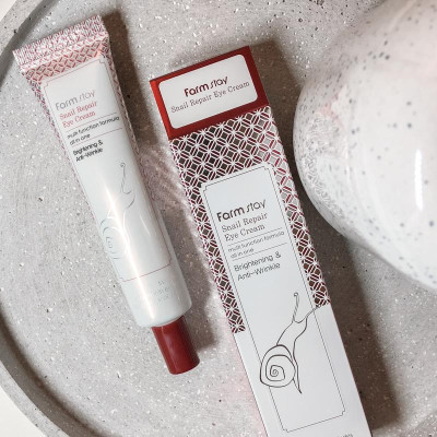 Kem Dưỡng Ngăn Ngừa Quầng Thâm Và Làm Sáng Vùng Mắt Farmstay Snail Repair Eye Cream 40g – Hàng Chính Hãng