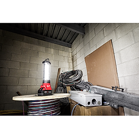 ĐÈN BÁO HIỆU MILWAUKEE M18 LL-0 - HÀNG CHÍNH HÃNG