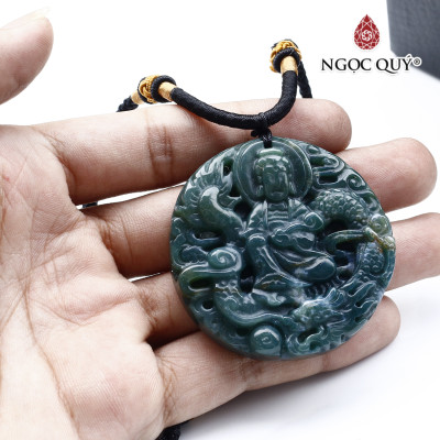 Mặt dây chuyền Quan âm cưỡi rồng đá chalcedony mệnh hỏa, mộc - Ngọc Quý Gemstones
