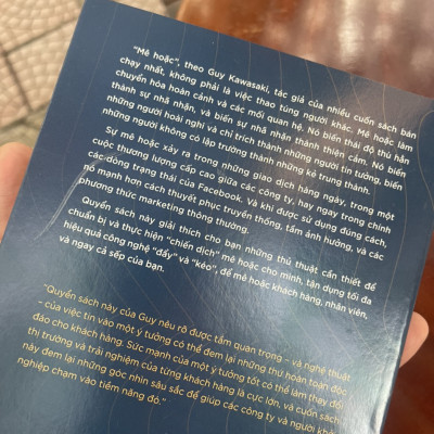 (Tái bản 2022) MÊ HOẶC –  Phương Nam Book – NXB Thế Giới (bìa mềm)