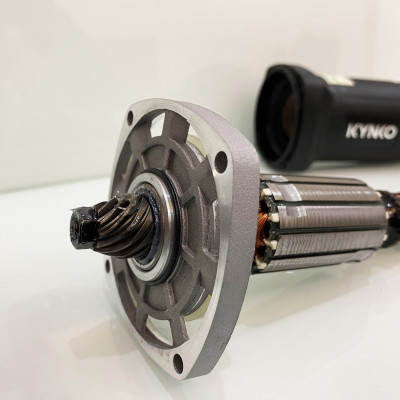 (TẶNG ĐÁ MÀI) Máy mài góc 1 tấc mài góc 100mm Kynko KD57 chính hãng (6571A)