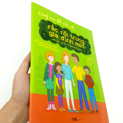 Cùng Con Đối Mặt Với Rắc Rối Trong Gia Đình Mới
