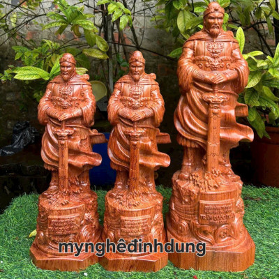 Tượng trần quốc tuấn trần hưng đạo vương bằng gỗ hương đá cao 50cm