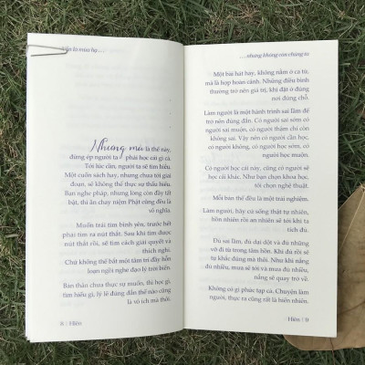 Sách - Vẫn Là Mùa Hạ Nhưng Không Còn Chúng Ta (Kèm Bookmark) 
