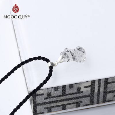 Mặt dây chuyền tỳ hưu thạch anh tóc đen mệnh thủy, mộc - Ngọc Quý Gemstones
