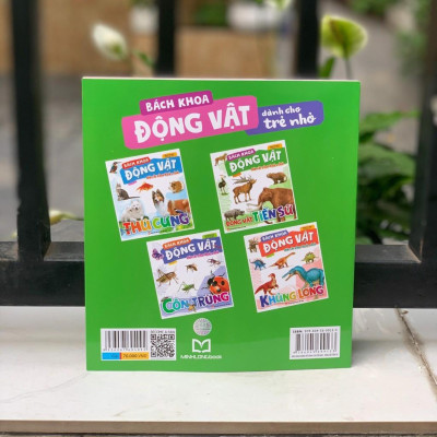 Bách Khoa Động Vật Dành Cho Trẻ Nhỏ - Động Vật Tiền Sử - Bản Quyền