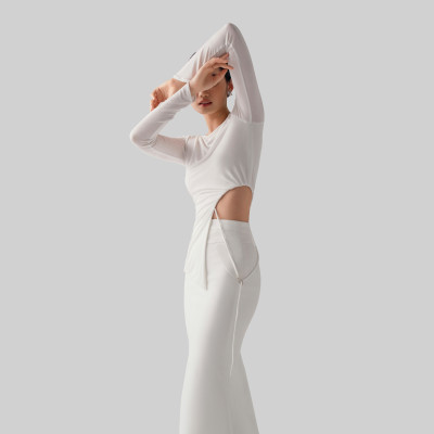 Set áo kiểu nữ, cổ ngang, dài tay kết hợp cùng chân váy đuôi cá TAYLOR  thiết kế cao cấp WHITE CHIC