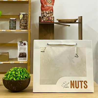 Quà Tặng Oaky - Combo Hạt Dinh Dưỡng Cao Cấp Nhân Óc Chó Vàng, Nhân Óc Chó Đỏ, Nho Khô - Tặng Túi Giấy Sang Trọng