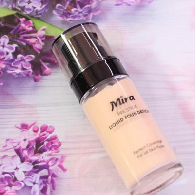 Kem nền chống nắng Mira Liquid Foundation No.21 da tự nhiên tặng kèm móc khoá