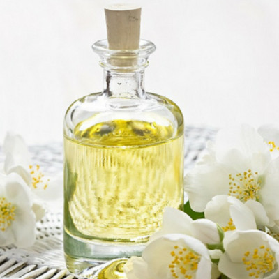 Tinh dầu Hoa Lài (hoa Nhài) 50ml nguyên chất từ thiên nhiên, xông phòng, khử mùi, thơm phòng, đuổi muỗi - KingOil
